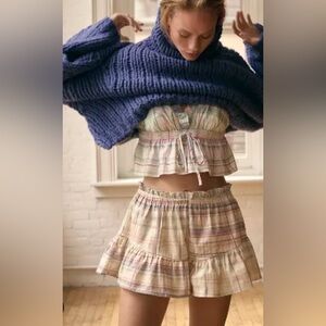 ANTHROPOLOGIE Plaid Ruffle Shorts - M